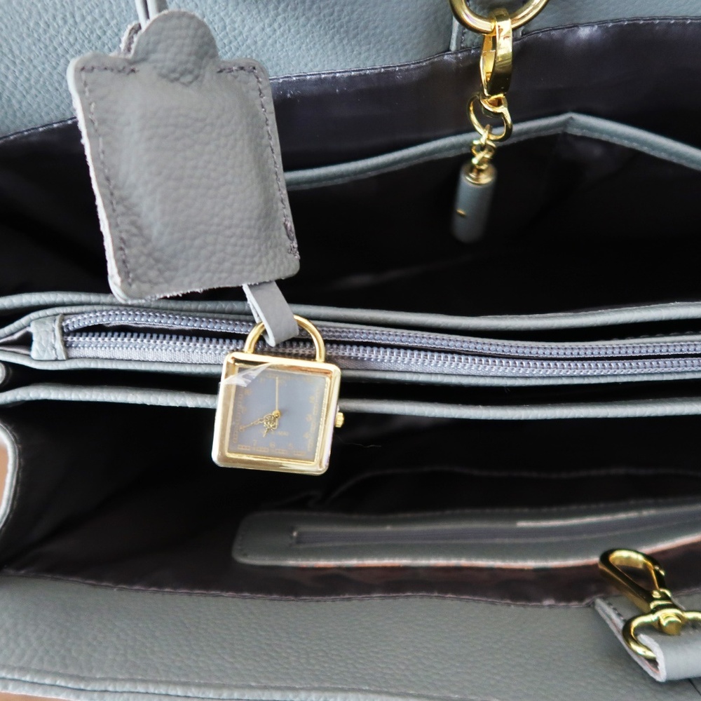 SOLD | JOY & IMAN Leather Hollywood Handbag - Picture 5 of 8
